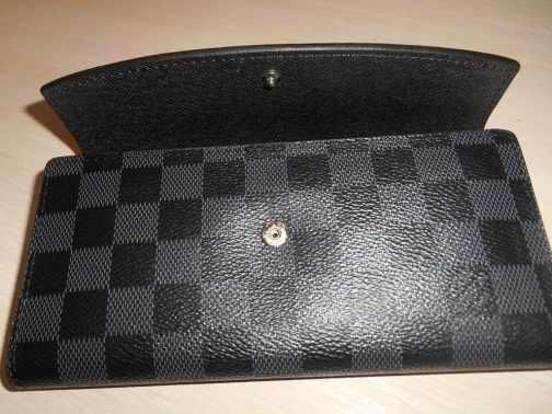 PORTFEL MĘSKI Louis Vuitton, skóra, Francja