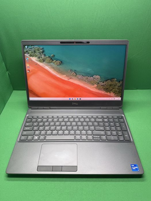 Dell Precision 7560 / i7-11850H / RTX A2000 / 16GB / 512SSD