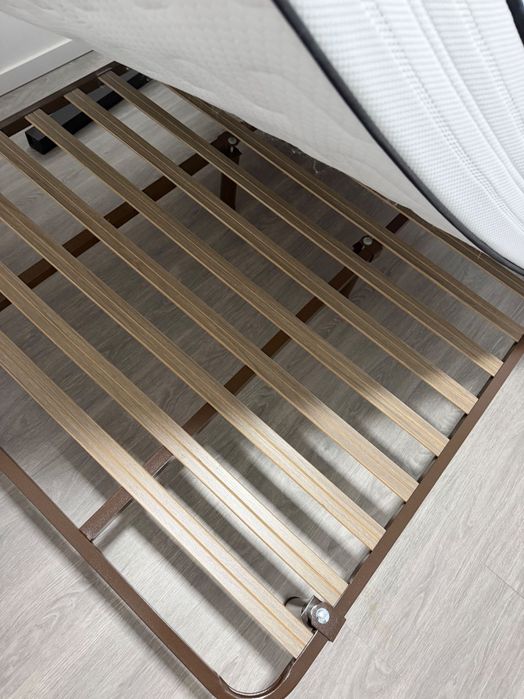 Cama de Casal - 1,40x1,90m