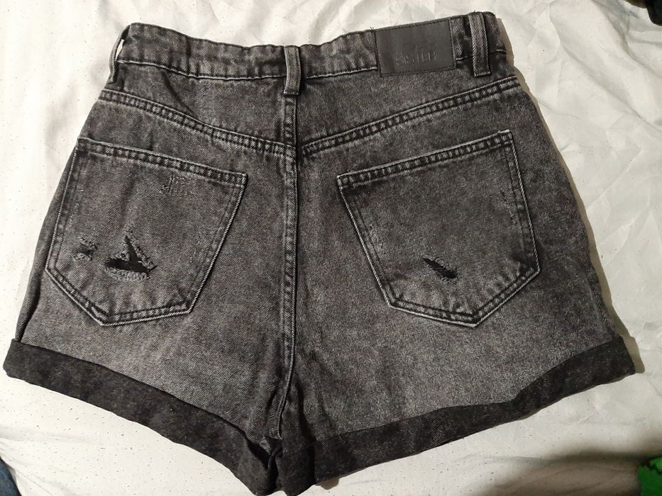 Damskie szorty jeansowe marki FS Sister