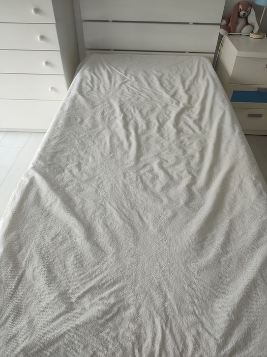 Cama de solteiro 90*200
