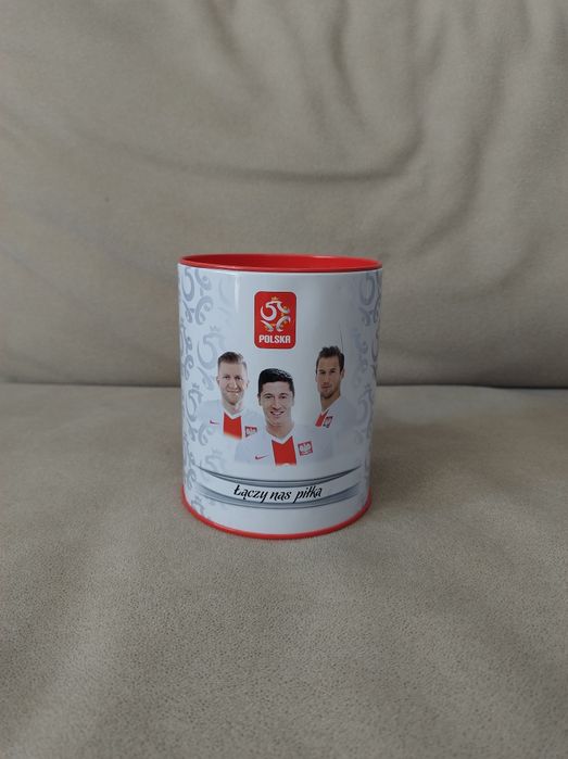 Skarbonka łączy nas piłka