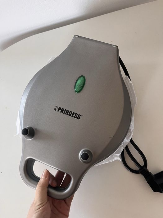 Gofrownica bąbelkowa o mocy 700 W