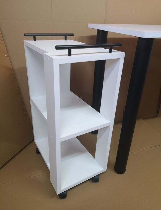 Stolik biurko kosmetyczne z szafką pomocnik na kółkach