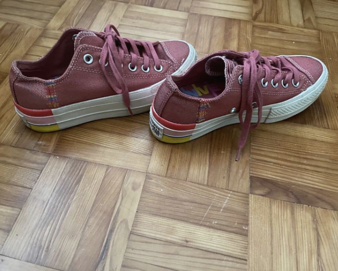 Sapatilhas all star edição limitada magenta com plataforma colorida