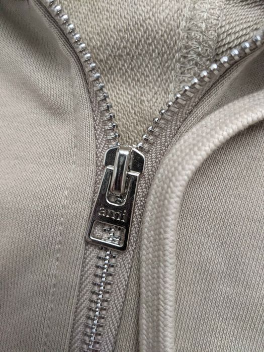 :  AMI Paris Hoodie com Fecho Bege - Tamanho S