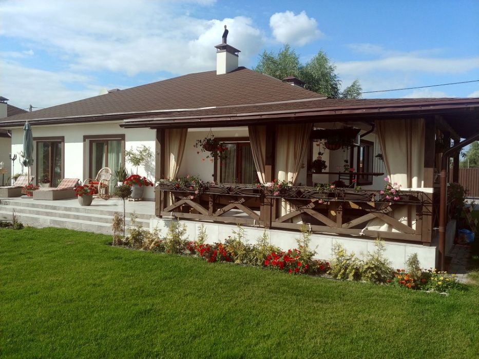 Продаж ділянки з виходом на  озеро на р. Десна. с. Новосілки Вишгород