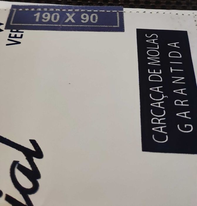 Colchão de molas ortopédico de solteiro - COMO NOVO