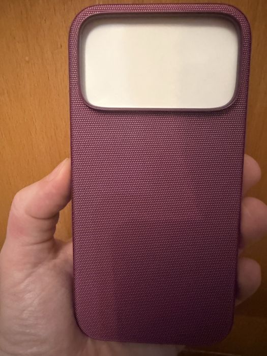 Чохол на iphone 18 pro max