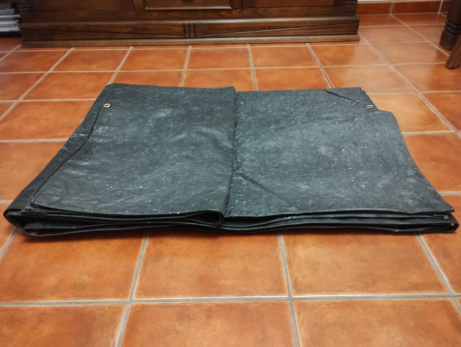 CAMPISMO – TENDA GRANDE, BANCOS, SACOS CAMA E OUTROS