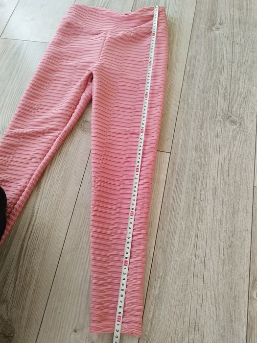 Legginsy S , marszczone na pupie, różowe