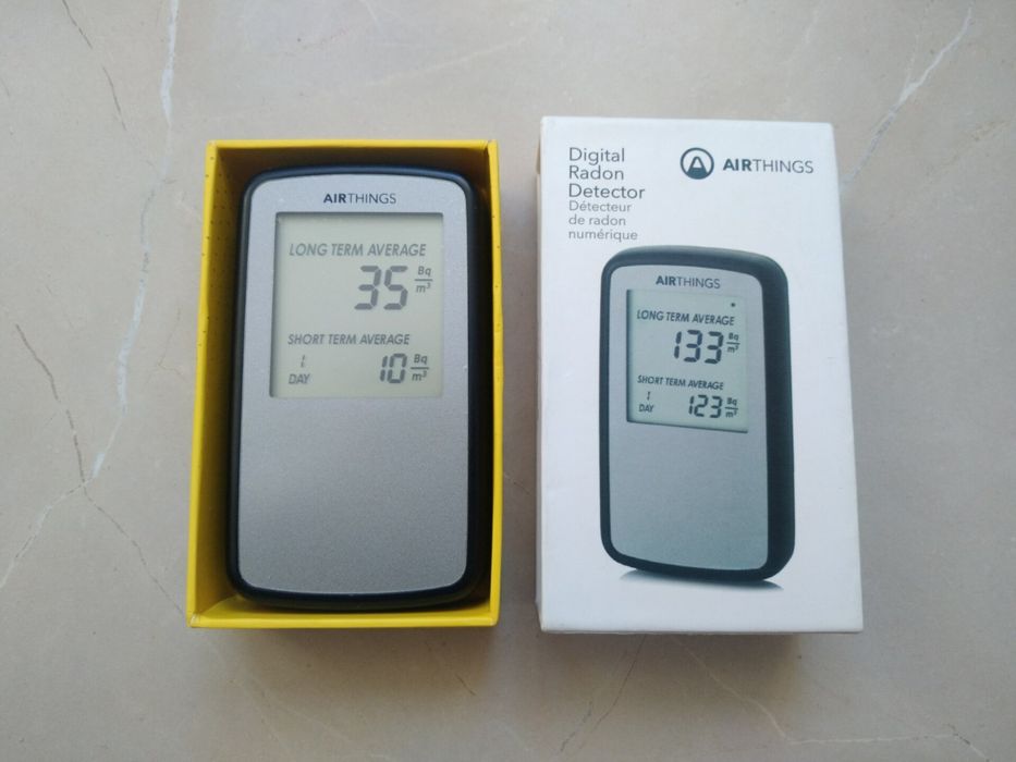 Дозиметр альфа излучения (радиации). Радиометр радона  Airthings