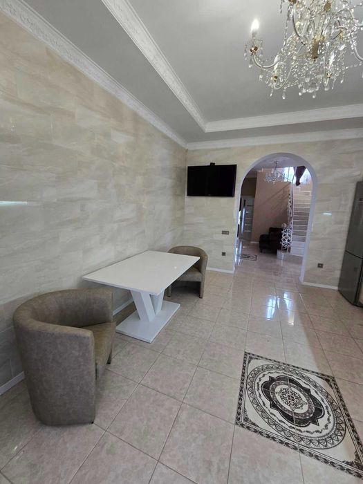 Двоповерховий  будинок з ремонтом! Ірпінь - Стоянка!