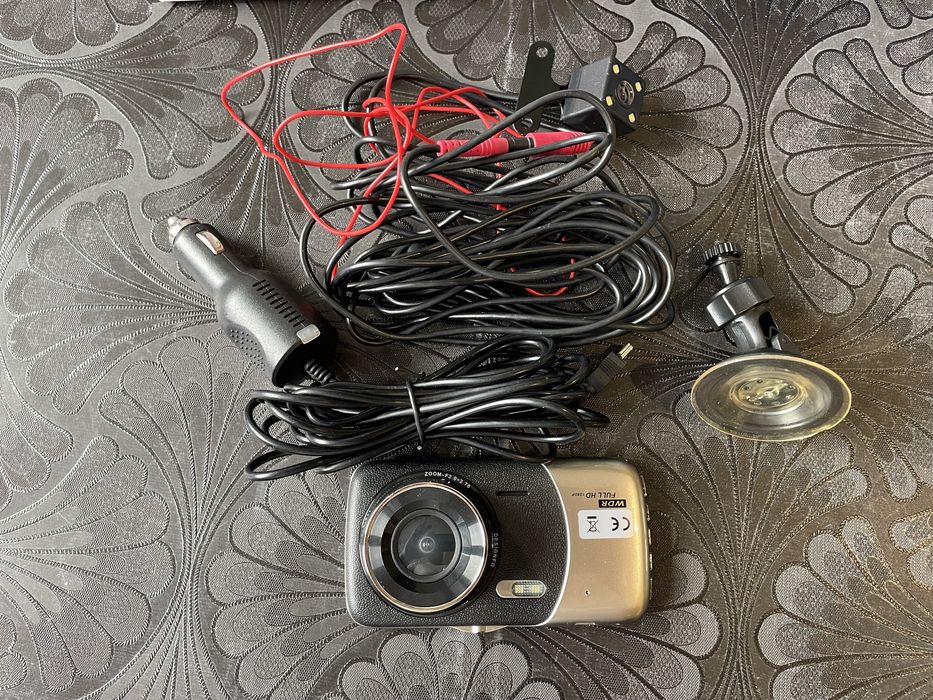 Wideorejestrator DexXer 4 “Full HD plus kamera cofania zestaw.