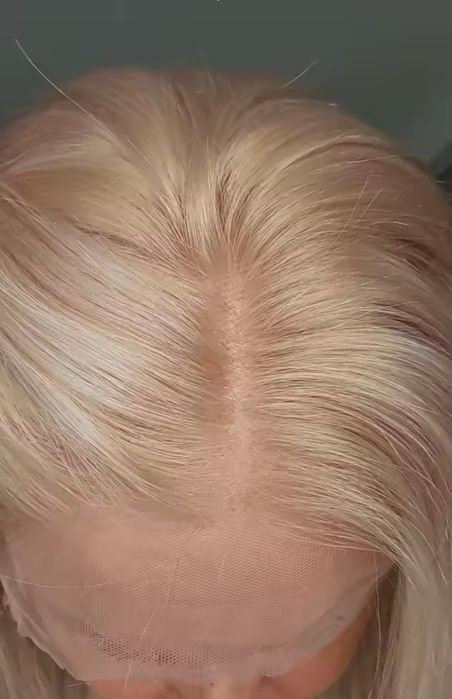 Peruka naturalna ciepły blond