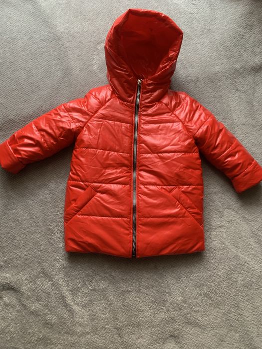 Нова куртка 104 розмір