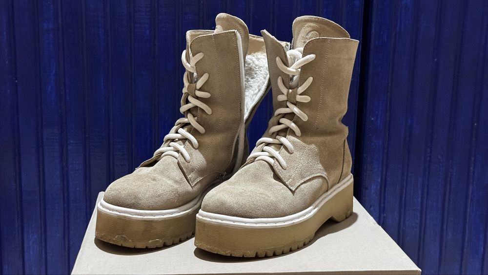 Взуття жіноче босоніжки zara  кеди diesel чоботи