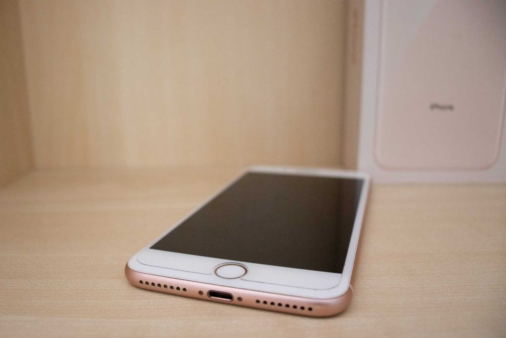iPhone 8 PLUS IDEALNY 64 GB Gold Bateria 100 %