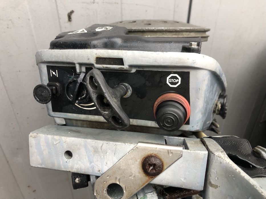 Silnik zaburtowy Johnson 9.9 2T