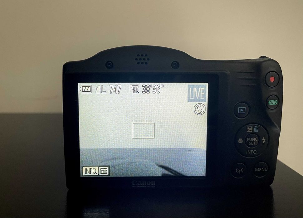 Câmara Fotográfica CANON PowerShot 430 IS