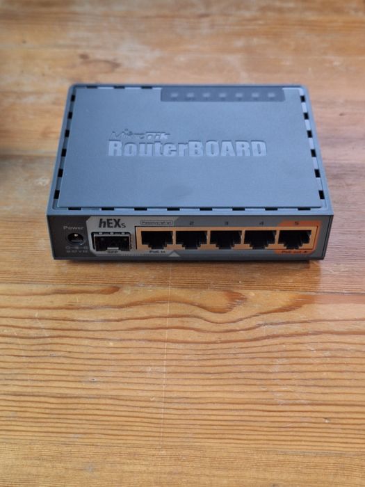 Mikrotik hex s + cAP ac