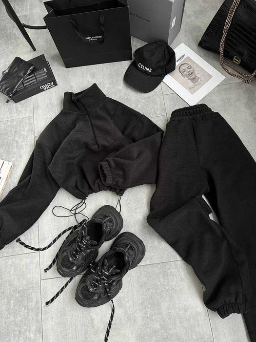 Жіночий теплий флісовий костюм кофта на затяжках штани джогери з флісу