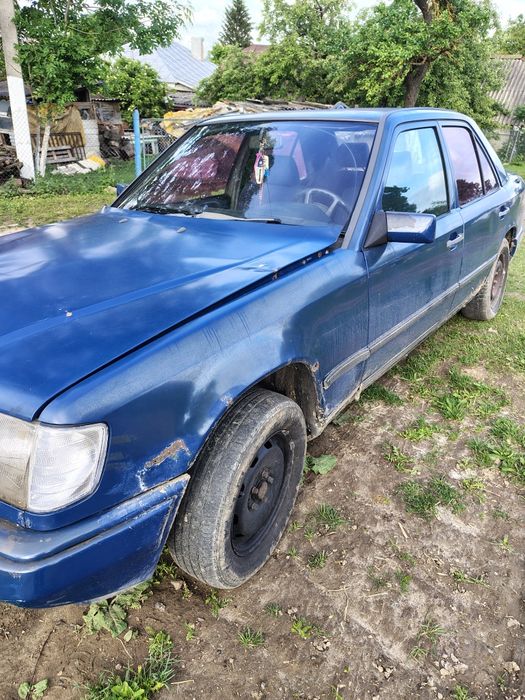 Продам Мерседес 124 2.0 бензин або обмін торг присутній