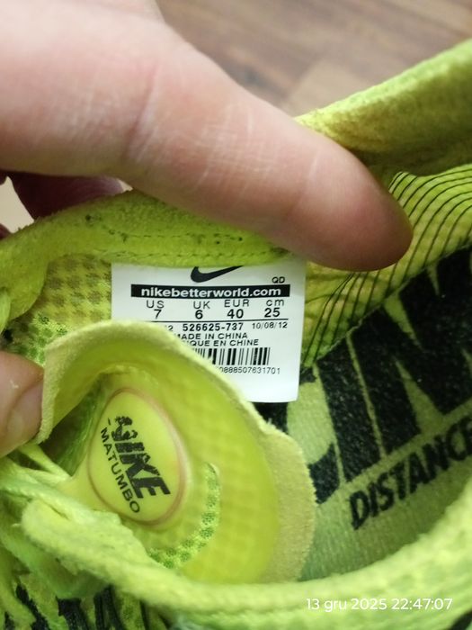 Buty sportowe lekkoatletyczne halowe kolce 40, 25 cm