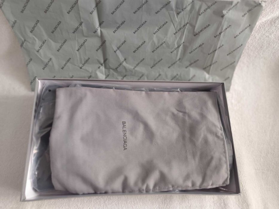 Balenciaga skórzane piękne buty 42.