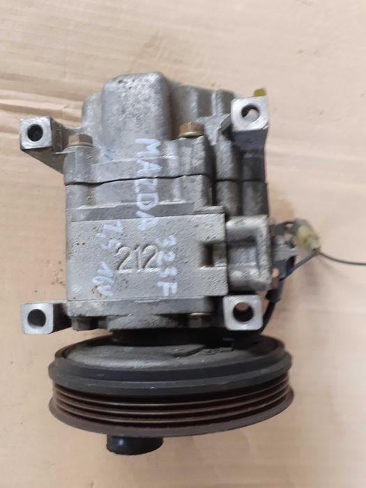 Sprężarka klimatyzacji Mazda 323F