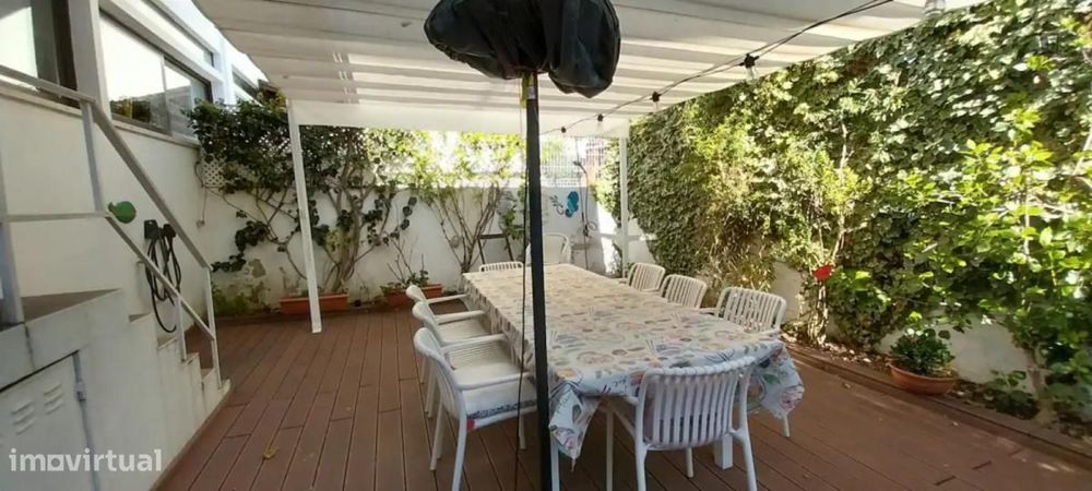 Quarto - localizado em Cascais Lisbon