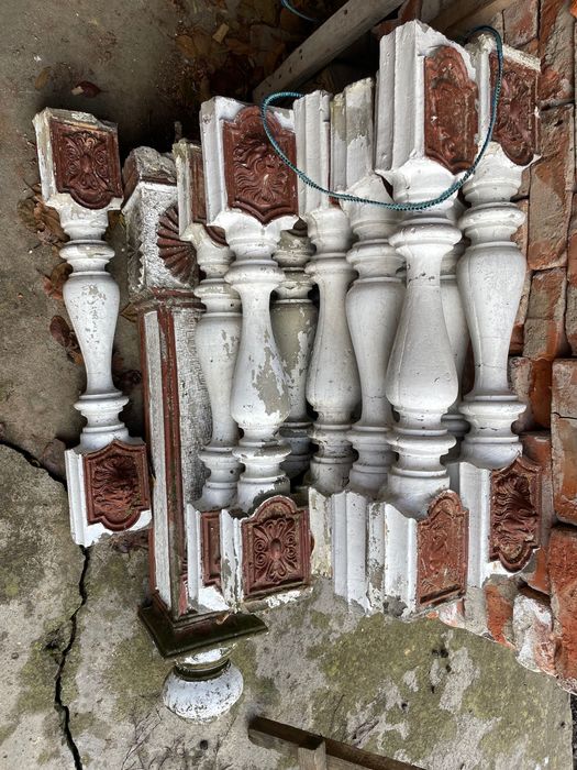 Бетонні балясини