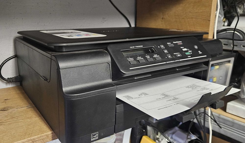Sprzedam drukarkę Brother DCP-T500W – do serwisu (kolory nie drukują)