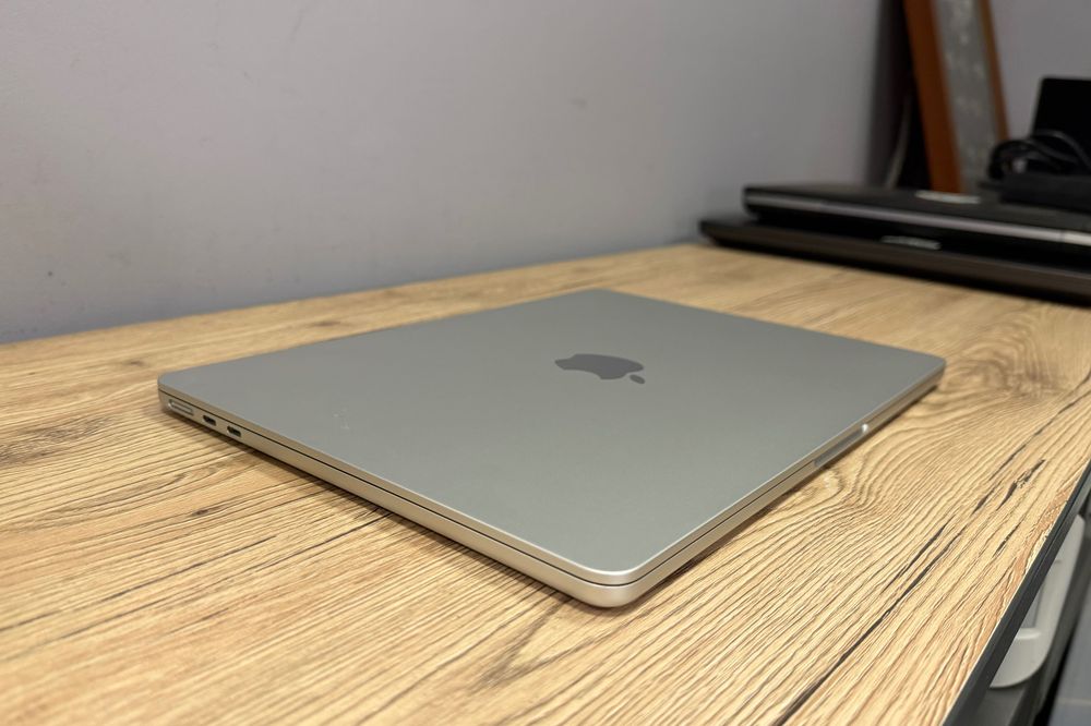 MacBook AIR 13 M4 10 CPU/ 10 GPU/ 24 RAM/ 256 Silver