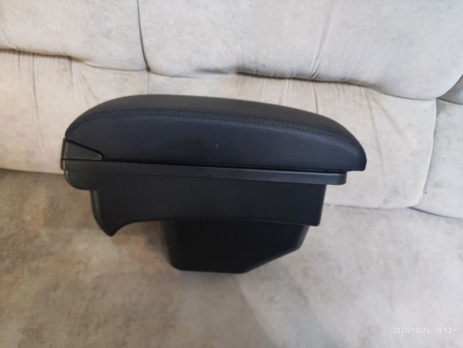 Подлокотник Citroen c4, Ситроен с4