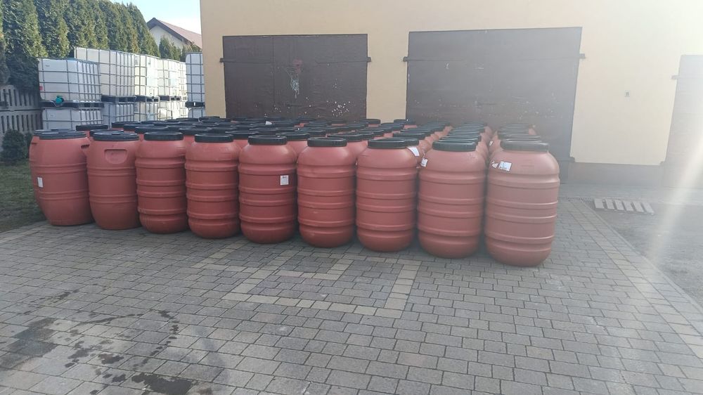Beczki plastikowe