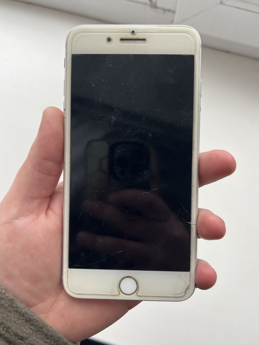 Iphone 7+ 128  можно на запчасти