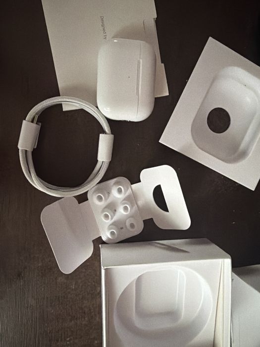 AirPods Pro 2  jak nowe Gwarancja do 19.06.2026