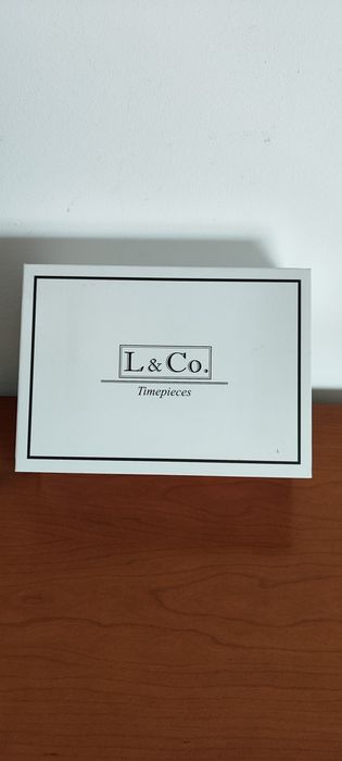 Conjunto relógio, colar e brincos, novo.