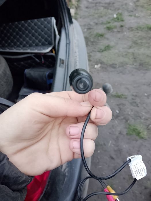 Магнітола з камерою заднього виду