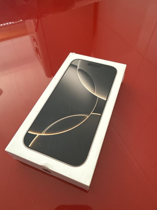 Iphone 16 PRO / 128GB / Com garantia/Sem detalhes