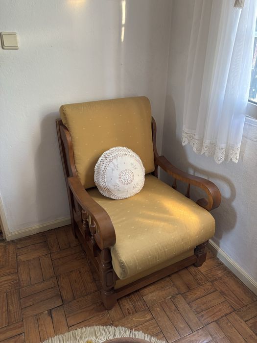 Conjunto Sofa-cama 3 lugares + 2 cadeirões