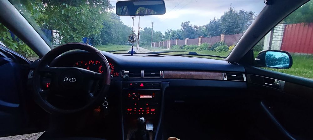 Продам AUDI A6 C5