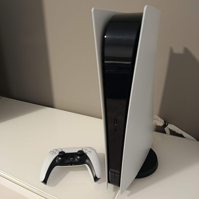 Playstation 5 Digital em excelente estado + HeadSet 3D