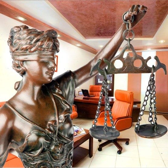 Послуги адвоката, юридичні послуги, адвокат, юрист, правова допомога