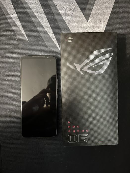 Asus ROG Phone 6 – 16 GB RAM / 512 GB pamięci