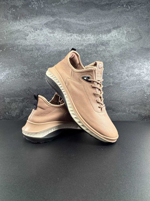 Шкіряні кросівки Ecco оригінал (39)