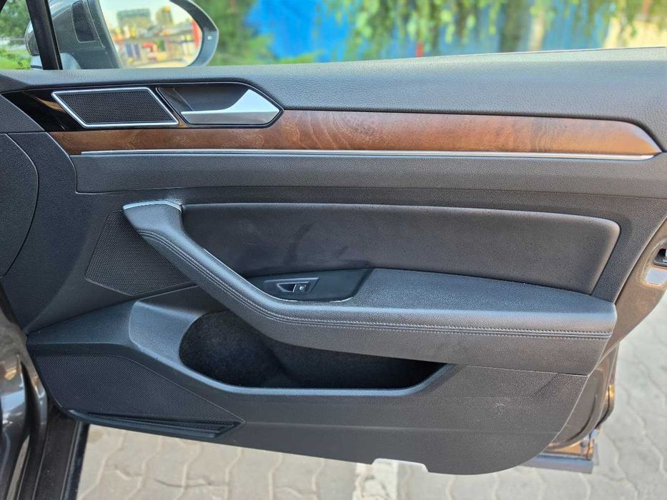 Volkswagen Passat 2018 VIN WVWZZZ3CZJE192610 фото оголошення 22 з 24