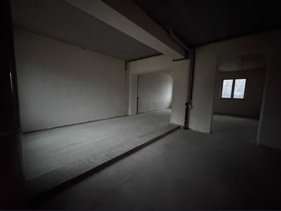 Аренда нового,фасадного помещения по Садовой 105м 60000грн