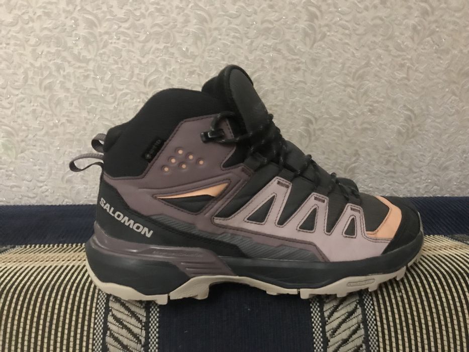 Кросівки Salomon 40-41 розмір, по устілці  25,5 см